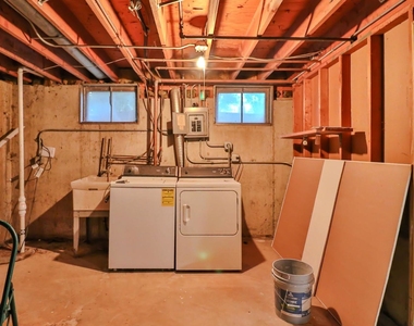 30w162 Claymore Lane - Photo Thumbnail 30