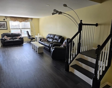 3124 Crystal Rock Road - Photo Thumbnail 3