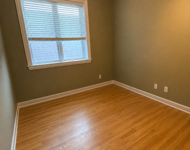 2038 W Iowa Street - Photo Thumbnail 36