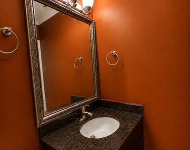 2038 W Iowa Street - Photo Thumbnail 42