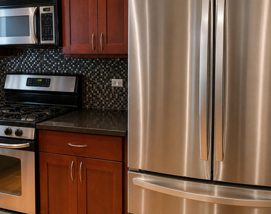 2038 W Iowa Street - Photo Thumbnail 10