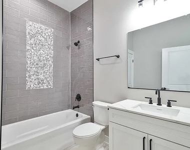 6520 S Minerva Avenue - Photo Thumbnail 7