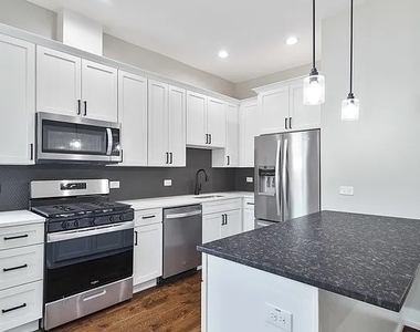 6520 S Minerva Avenue - Photo Thumbnail 2