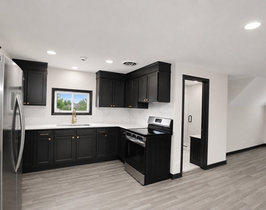 129 W Stimmel Street - Photo Thumbnail 3