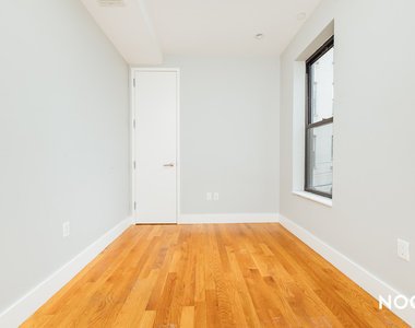 1100 Dekalb Avenue - Photo Thumbnail 5