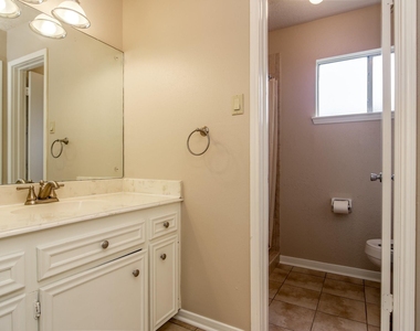 12002 Rocky Knoll Drive - Photo Thumbnail 19