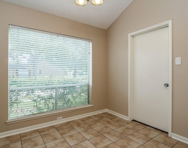 12002 Rocky Knoll Drive - Photo Thumbnail 17