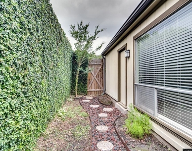 12002 Rocky Knoll Drive - Photo Thumbnail 3
