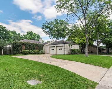 12002 Rocky Knoll Drive - Photo Thumbnail 1