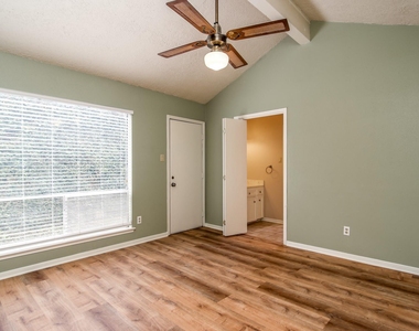 12002 Rocky Knoll Drive - Photo Thumbnail 18
