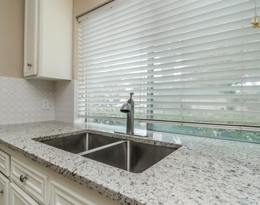 12002 Rocky Knoll Drive - Photo Thumbnail 14