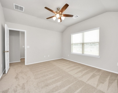 21235 Memorial Vista Drive - Photo Thumbnail 12