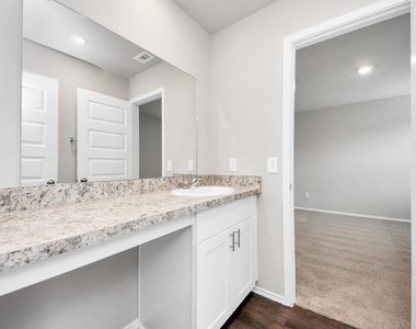 21235 Memorial Vista Drive - Photo Thumbnail 18