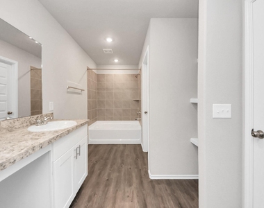 21235 Memorial Vista Drive - Photo Thumbnail 13