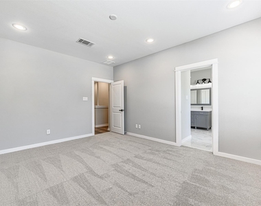 8475 Berry Brush Lane - Photo Thumbnail 16