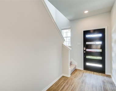 5722 Fresh View Court - Photo Thumbnail 2