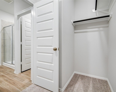 5722 Fresh View Court - Photo Thumbnail 23
