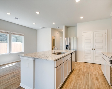 5722 Fresh View Court - Photo Thumbnail 7