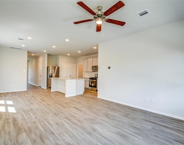 5722 Fresh View Court - Photo Thumbnail 4