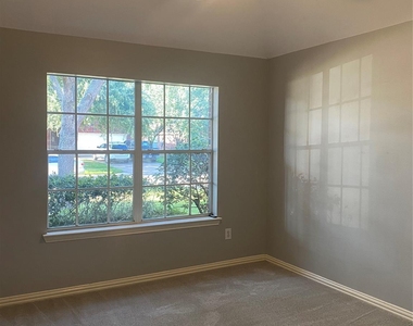 8312 Spinnaker Bay Lane - Photo Thumbnail 21