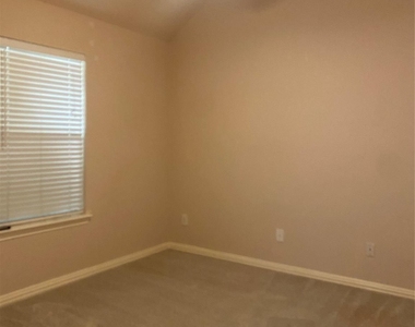 8312 Spinnaker Bay Lane - Photo Thumbnail 22