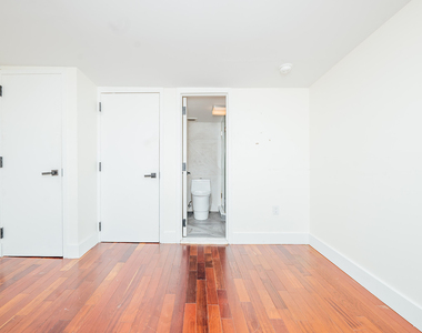 1436 Dekalb Avenue - Photo Thumbnail 12