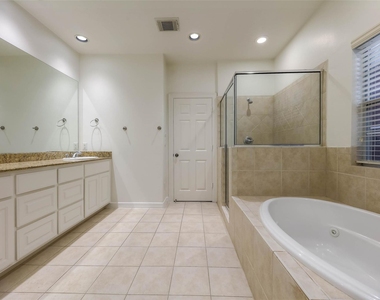 13647 Brookbluff Lane - Photo Thumbnail 35