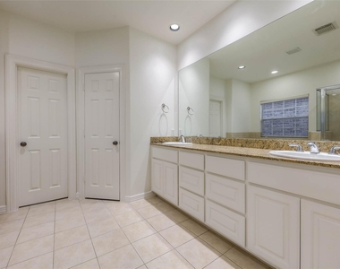 13647 Brookbluff Lane - Photo Thumbnail 31