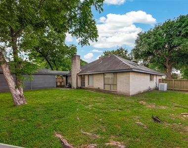 12835 Woodlite Lane - Photo Thumbnail 36