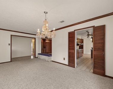 12835 Woodlite Lane - Photo Thumbnail 6