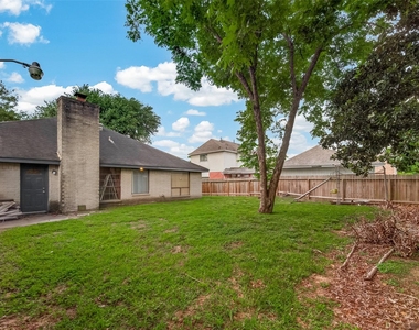 12835 Woodlite Lane - Photo Thumbnail 34