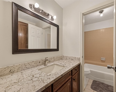 12835 Woodlite Lane - Photo Thumbnail 20