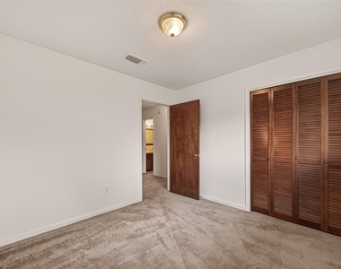 12835 Woodlite Lane - Photo Thumbnail 26