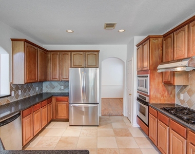 4106 Angel Springs Drive - Photo Thumbnail 12