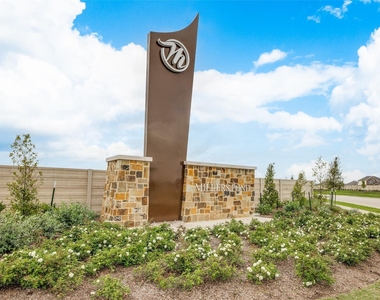 1634 Blue Cypress Drive - Photo Thumbnail 27