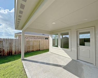 1634 Blue Cypress Drive - Photo Thumbnail 23