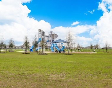 1634 Blue Cypress Drive - Photo Thumbnail 28