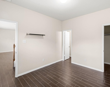 18715 Windy Stone Drive - Photo Thumbnail 14