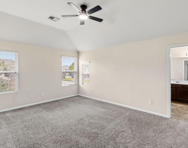 18715 Windy Stone Drive - Photo Thumbnail 20