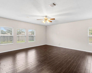 18715 Windy Stone Drive - Photo Thumbnail 10