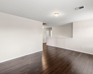 18715 Windy Stone Drive - Photo Thumbnail 18