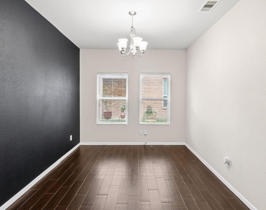 18715 Windy Stone Drive - Photo Thumbnail 12