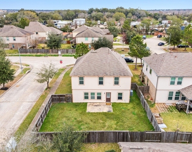 18715 Windy Stone Drive - Photo Thumbnail 38
