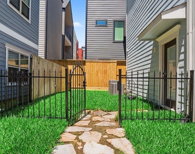1026 W 24th Street - Photo Thumbnail 20