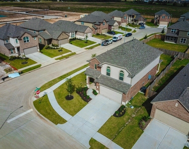 3542 Vivaldi Drive - Photo Thumbnail 3