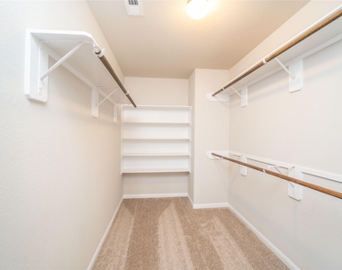 3542 Vivaldi Drive - Photo Thumbnail 35