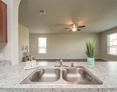 3542 Vivaldi Drive - Photo Thumbnail 16
