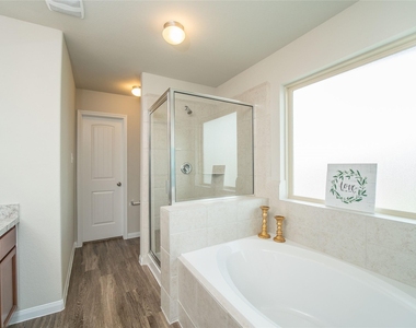 3542 Vivaldi Drive - Photo Thumbnail 34