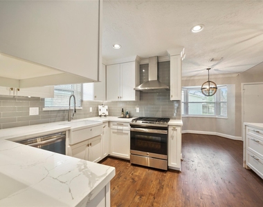 12866 Westmere - Photo Thumbnail 26