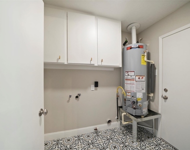 12866 Westmere - Photo Thumbnail 15